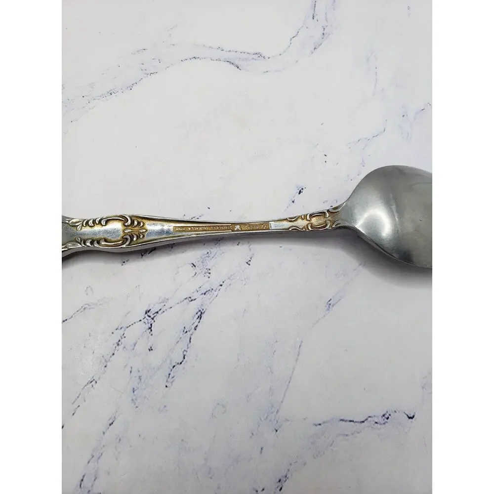 6 Pieces of Flatware Spoons and Knife Valhalla Embassy Classic Stainless